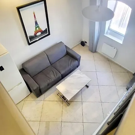 شقة Chateauneuf Jardin Bioves مينتون